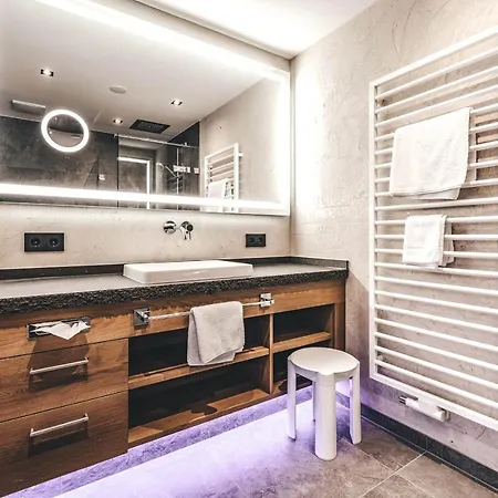 Отель Rose Майрхофен