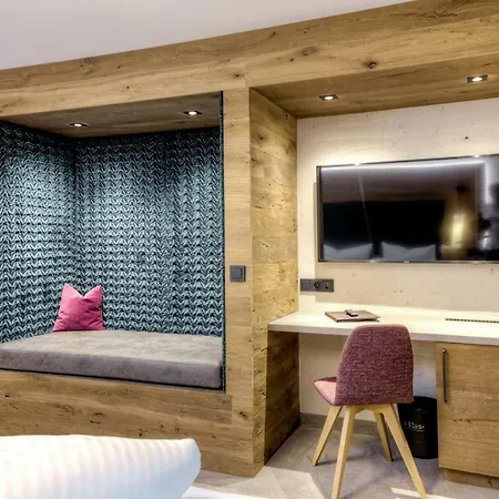 Отель Rose Майрхофен