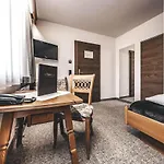 Hotell Rose 4*
