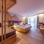 Rose 4* マイヤーホーフェン