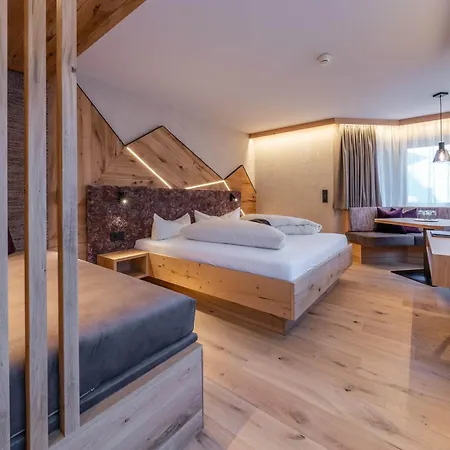 Rose Otel